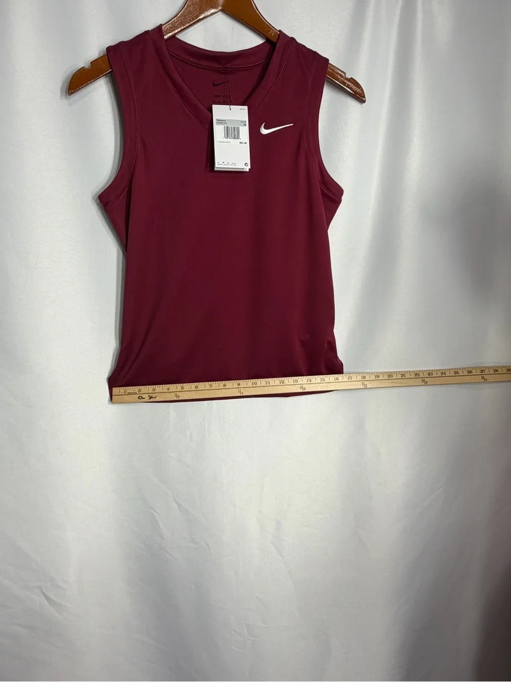 Nike Women's Burgundy Performance Sleeveless Tank size XS new w tags